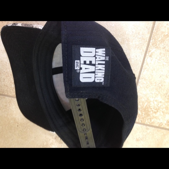 The Walking Dead "We're All Infected" Baseball Cap - Picture 3 of 8